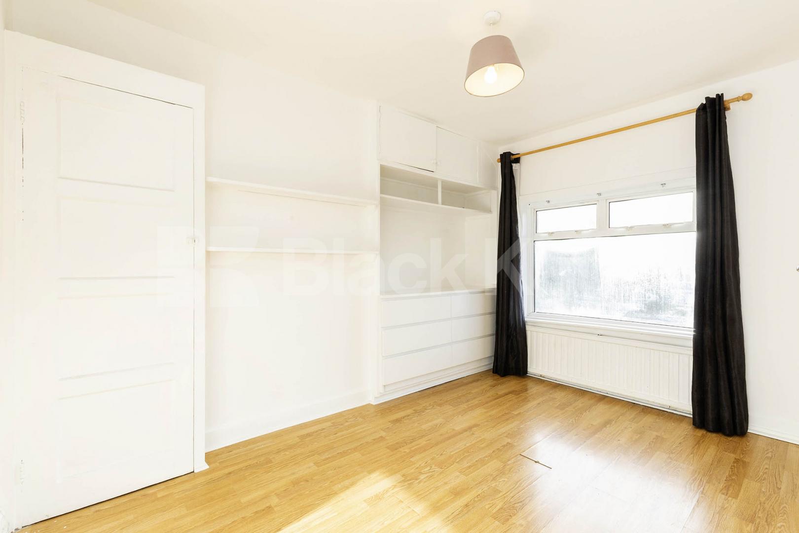 Whole House Beechmont, Avenue